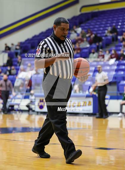 Thumbnail 3 in Scurry-Rosser vs. Riesel (UIL 3A Bi-District) photogallery.