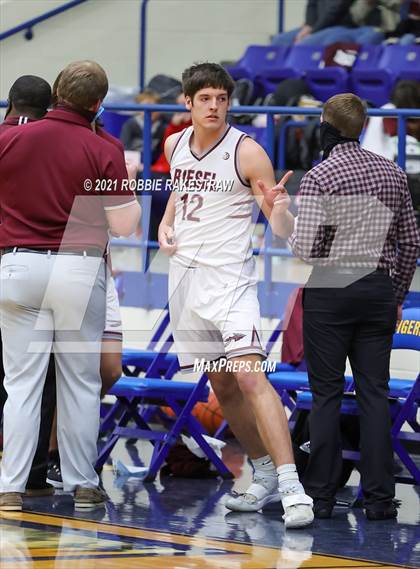 Thumbnail 1 in Scurry-Rosser vs. Riesel (UIL 3A Bi-District) photogallery.
