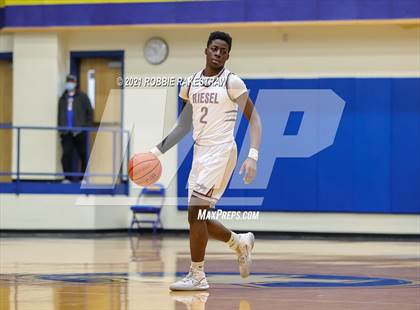 Thumbnail 2 in Scurry-Rosser vs. Riesel (UIL 3A Bi-District) photogallery.