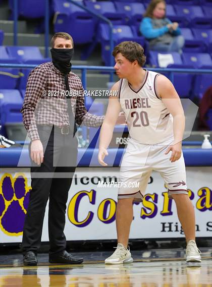 Thumbnail 1 in Scurry-Rosser vs. Riesel (UIL 3A Bi-District) photogallery.