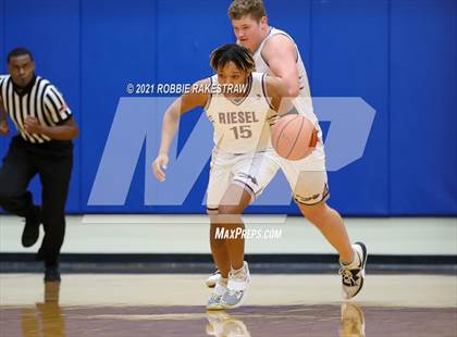 Thumbnail 3 in Scurry-Rosser vs. Riesel (UIL 3A Bi-District) photogallery.