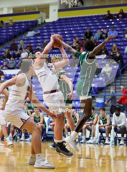 Thumbnail 3 in Scurry-Rosser vs. Riesel (UIL 3A Bi-District) photogallery.