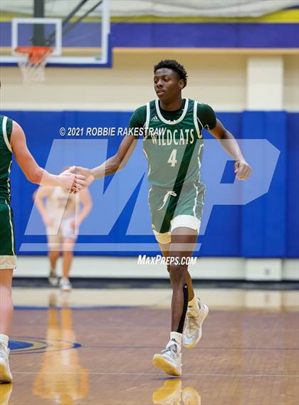Thumbnail 3 in Scurry-Rosser vs. Riesel (UIL 3A Bi-District) photogallery.
