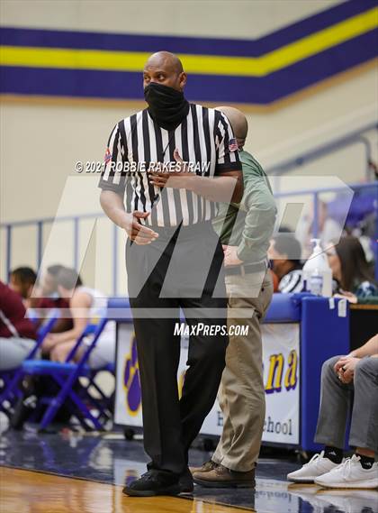Thumbnail 2 in Scurry-Rosser vs. Riesel (UIL 3A Bi-District) photogallery.