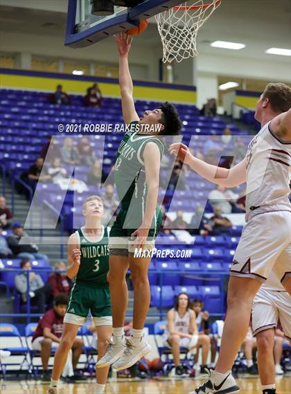 Thumbnail 2 in Scurry-Rosser vs. Riesel (UIL 3A Bi-District) photogallery.