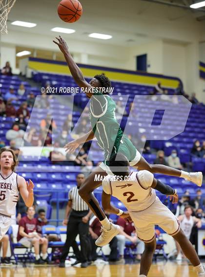 Thumbnail 3 in Scurry-Rosser vs. Riesel (UIL 3A Bi-District) photogallery.