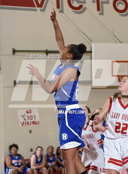 Thumbnail 3 in Highlands vs. Victory Christian (Viking Classic) photogallery.