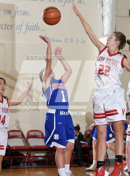 Thumbnail 1 in Highlands vs. Victory Christian (Viking Classic) photogallery.