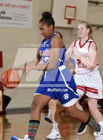 Thumbnail 2 in Highlands vs. Victory Christian (Viking Classic) photogallery.