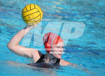 Thumbnail 3 in Fallbrook vs. Mar Vista (CIF SDS D2 Quarterfinal) photogallery.