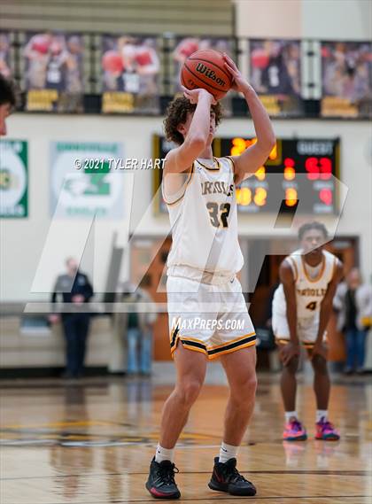 Thumbnail 2 in Center Grove @ Avon photogallery.
