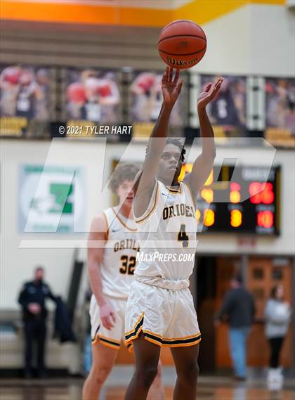 Thumbnail 2 in Center Grove @ Avon photogallery.