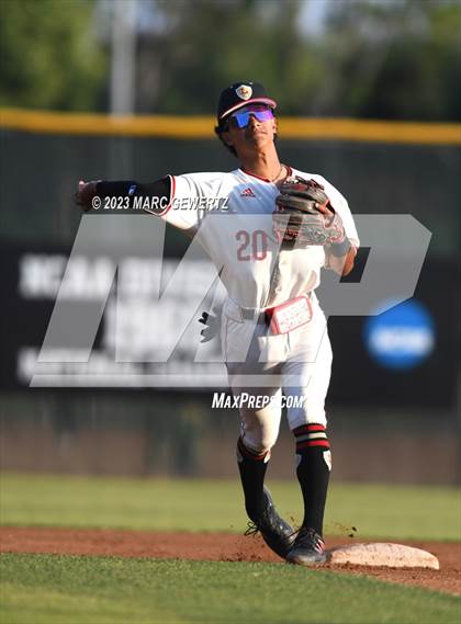 Thumbnail 2 in Villa Park @ Orange Lutheran (CIF SS Division 1 Quarterfinal) photogallery.