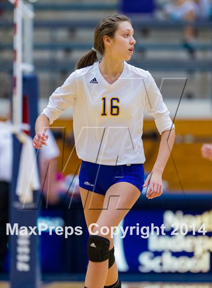 Thumbnail 2 in Samuel Clemens vs Warren (NISD Volleyball Tournament) photogallery.
