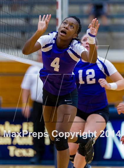 Thumbnail 3 in Samuel Clemens vs Warren (NISD Volleyball Tournament) photogallery.