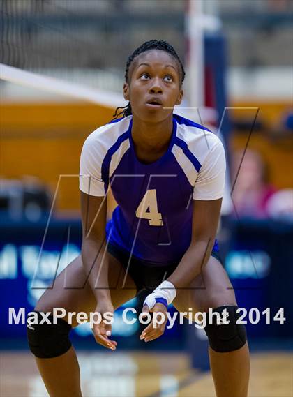 Thumbnail 1 in Samuel Clemens vs Warren (NISD Volleyball Tournament) photogallery.