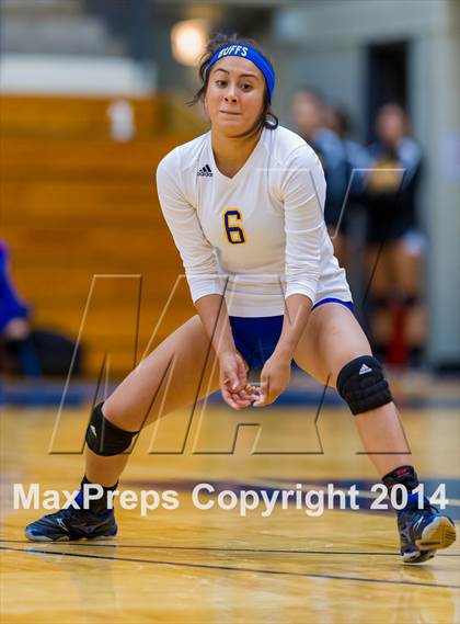 Thumbnail 3 in Samuel Clemens vs Warren (NISD Volleyball Tournament) photogallery.
