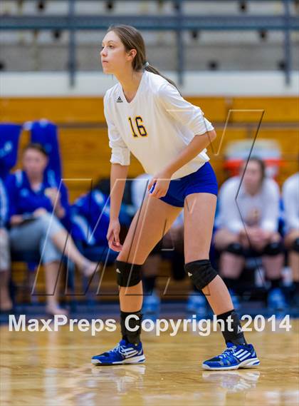 Thumbnail 1 in Samuel Clemens vs Warren (NISD Volleyball Tournament) photogallery.