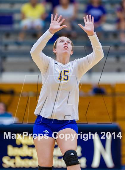 Thumbnail 1 in Samuel Clemens vs Warren (NISD Volleyball Tournament) photogallery.