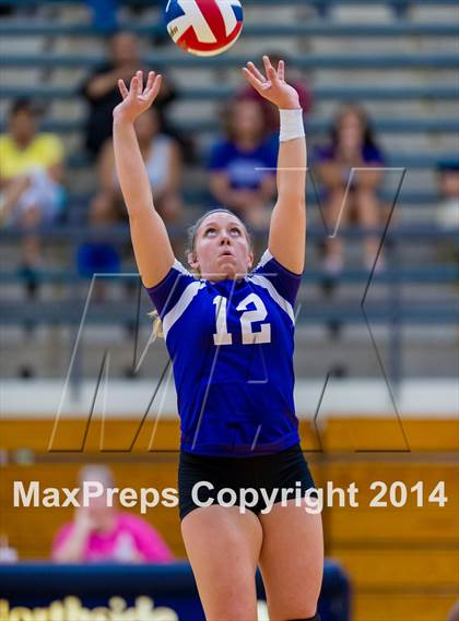 Thumbnail 3 in Samuel Clemens vs Warren (NISD Volleyball Tournament) photogallery.