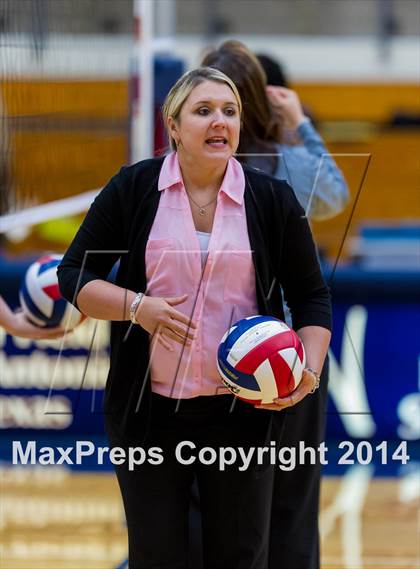 Thumbnail 2 in Samuel Clemens vs Warren (NISD Volleyball Tournament) photogallery.