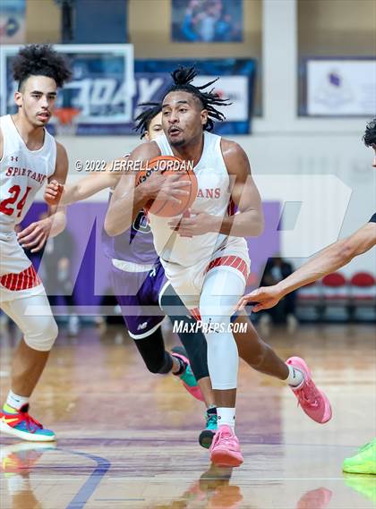 Thumbnail 2 in The Burlington School vs Winston-Salem Christian (John Wall Holiday Invitational) photogallery.