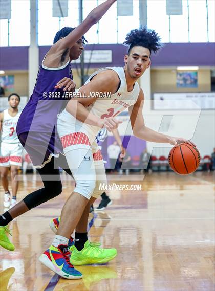 Thumbnail 3 in The Burlington School vs Winston-Salem Christian (John Wall Holiday Invitational) photogallery.