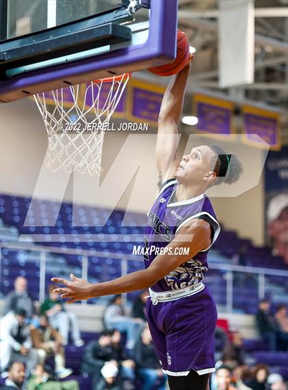 Thumbnail 1 in The Burlington School vs Winston-Salem Christian (John Wall Holiday Invitational) photogallery.