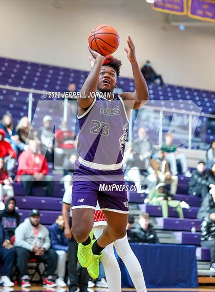 Thumbnail 3 in The Burlington School vs Winston-Salem Christian (John Wall Holiday Invitational) photogallery.