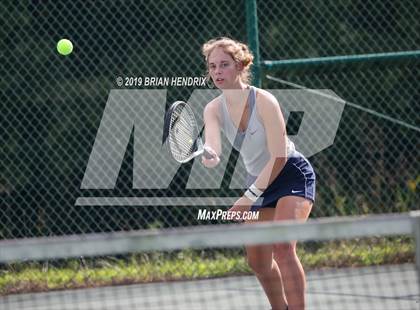 Thumbnail 3 in Foard @ Alexander Central photogallery.