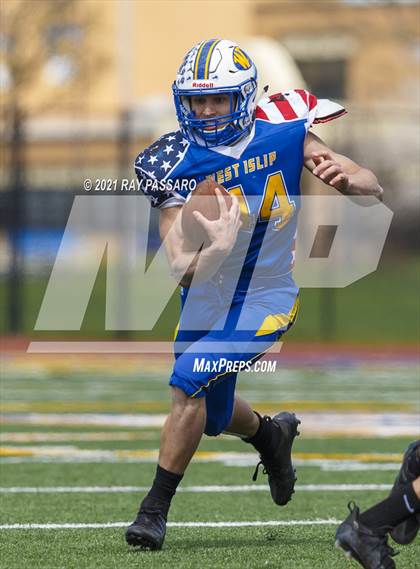 Thumbnail 3 in Northport vs. West Islip (Conference II Semi Finals) photogallery.