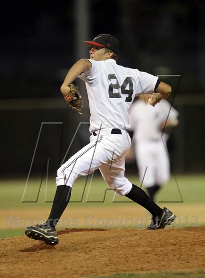 Thumbnail 1 in Hart vs Saugus (VIBL Final) photogallery.