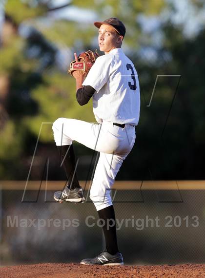 Thumbnail 2 in Hart vs Saugus (VIBL Final) photogallery.