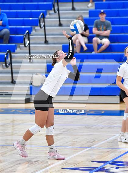 Thumbnail 2 in Weatherford Christian @ Lipan photogallery.
