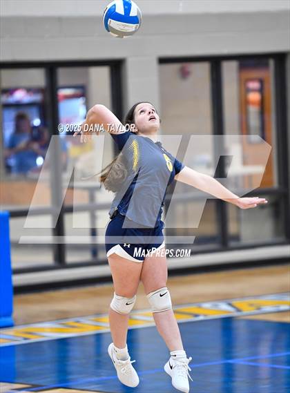 Thumbnail 2 in Weatherford Christian @ Lipan photogallery.