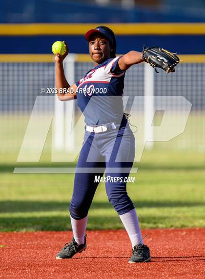 Thumbnail 3 in Mallard Creek @ Mooresville (NCHSAA 4A Round 1) photogallery.