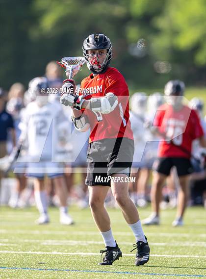 Thumbnail 3 in St. John's Prep vs. Hingham (MIAA Division 1 Semifinal) photogallery.