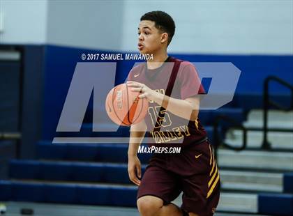 Thumbnail 1 in Simi Valley vs  Chatsworth (Sierra Canyon Super Showcase) photogallery.