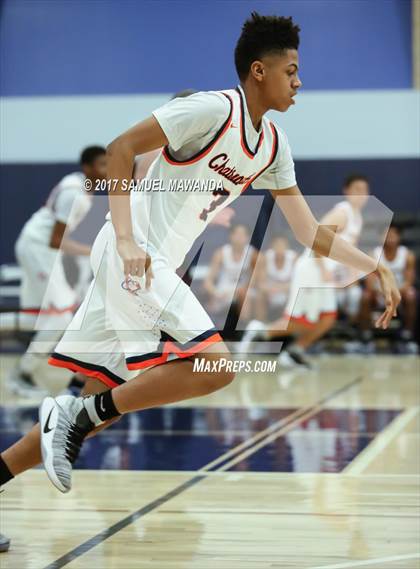 Thumbnail 3 in Simi Valley vs  Chatsworth (Sierra Canyon Super Showcase) photogallery.