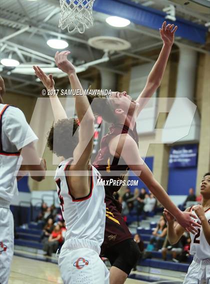 Thumbnail 1 in Simi Valley vs  Chatsworth (Sierra Canyon Super Showcase) photogallery.