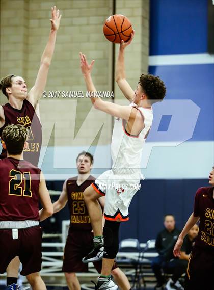 Thumbnail 1 in Simi Valley vs  Chatsworth (Sierra Canyon Super Showcase) photogallery.