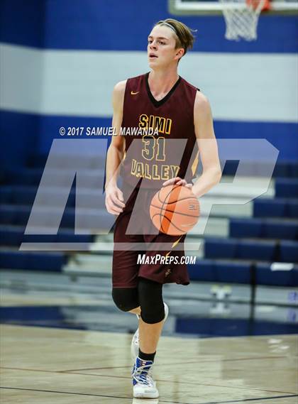 Thumbnail 2 in Simi Valley vs  Chatsworth (Sierra Canyon Super Showcase) photogallery.