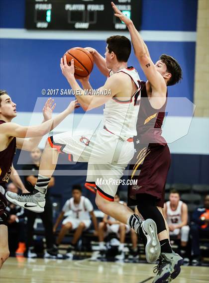 Thumbnail 3 in Simi Valley vs  Chatsworth (Sierra Canyon Super Showcase) photogallery.