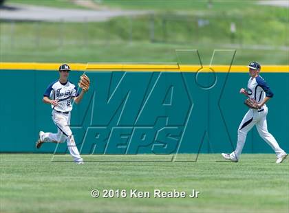 Thumbnail 1 in Plum vs McDowell (PIAA Class AAAA First Round) photogallery.