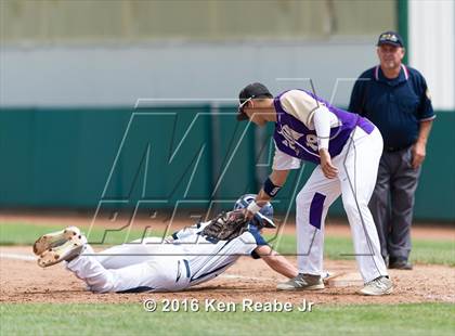 Thumbnail 3 in Plum vs McDowell (PIAA Class AAAA First Round) photogallery.