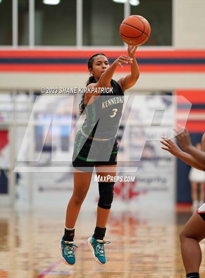 Thumbnail 2 in Kennedale @ Life Waxahachie photogallery.