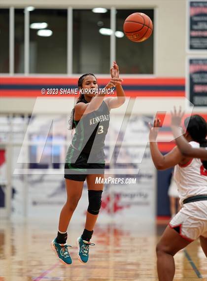 Thumbnail 3 in Kennedale @ Life Waxahachie photogallery.
