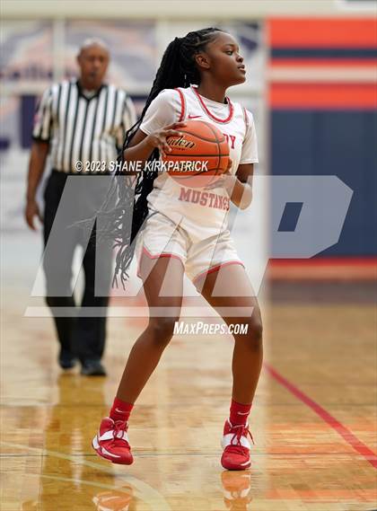 Thumbnail 3 in Kennedale @ Life Waxahachie photogallery.