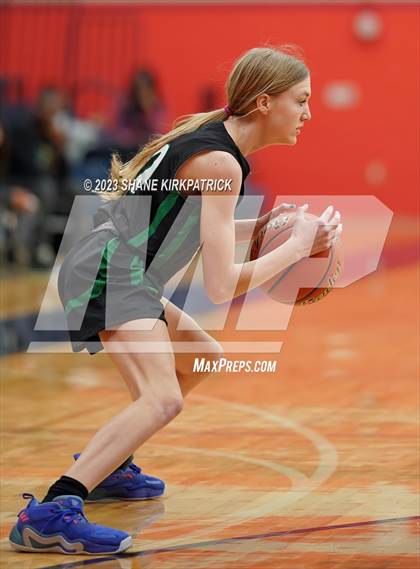 Thumbnail 1 in Kennedale @ Life Waxahachie photogallery.