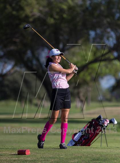 Thumbnail 1 in Brownsville Invitational photogallery.